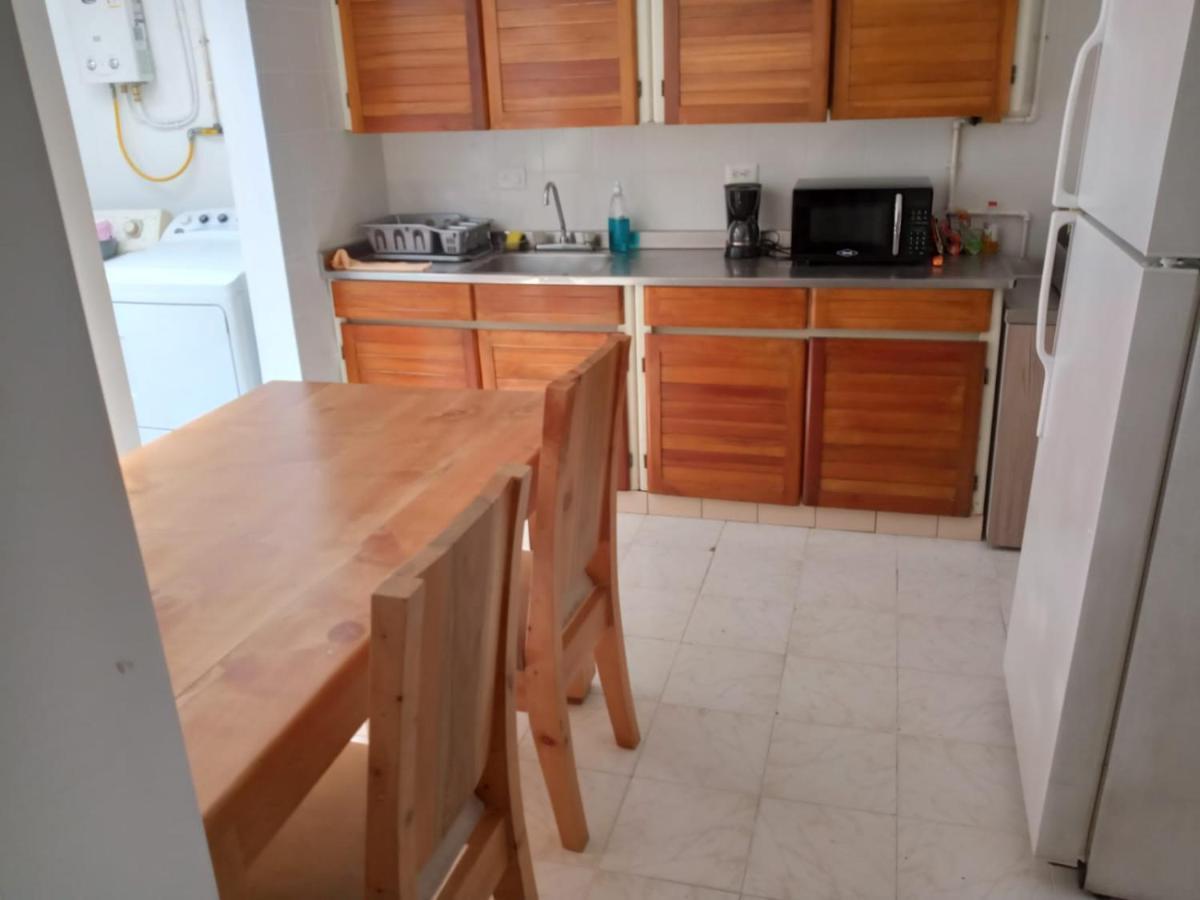 מדיין Road Living Home מראה חיצוני תמונה