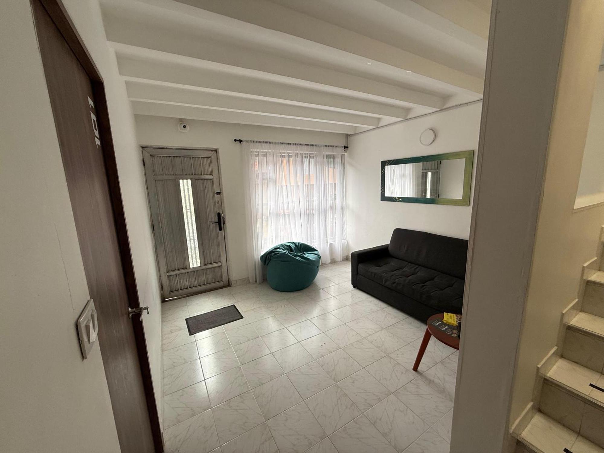 מדיין Road Living Home מראה חיצוני תמונה