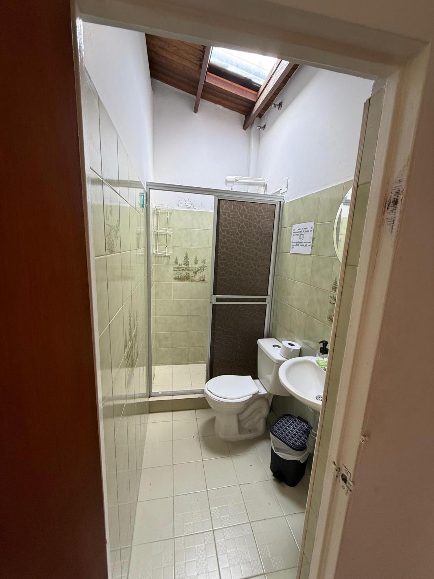 מדיין Road Living Home מראה חיצוני תמונה